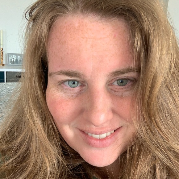 Meet your Posher, Stephanie - Picture 8 of 8